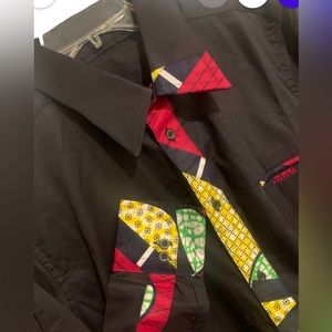 Urban DASHIKI Men’s Black Button Up Shirt With Colorful Accents Pit To Pit 21.5”